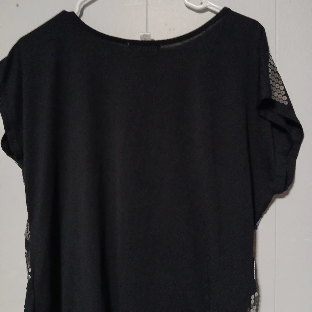 Dressbarn brand women's beautiful sequin Pullover top. Size 1X - Picture 8 of 9